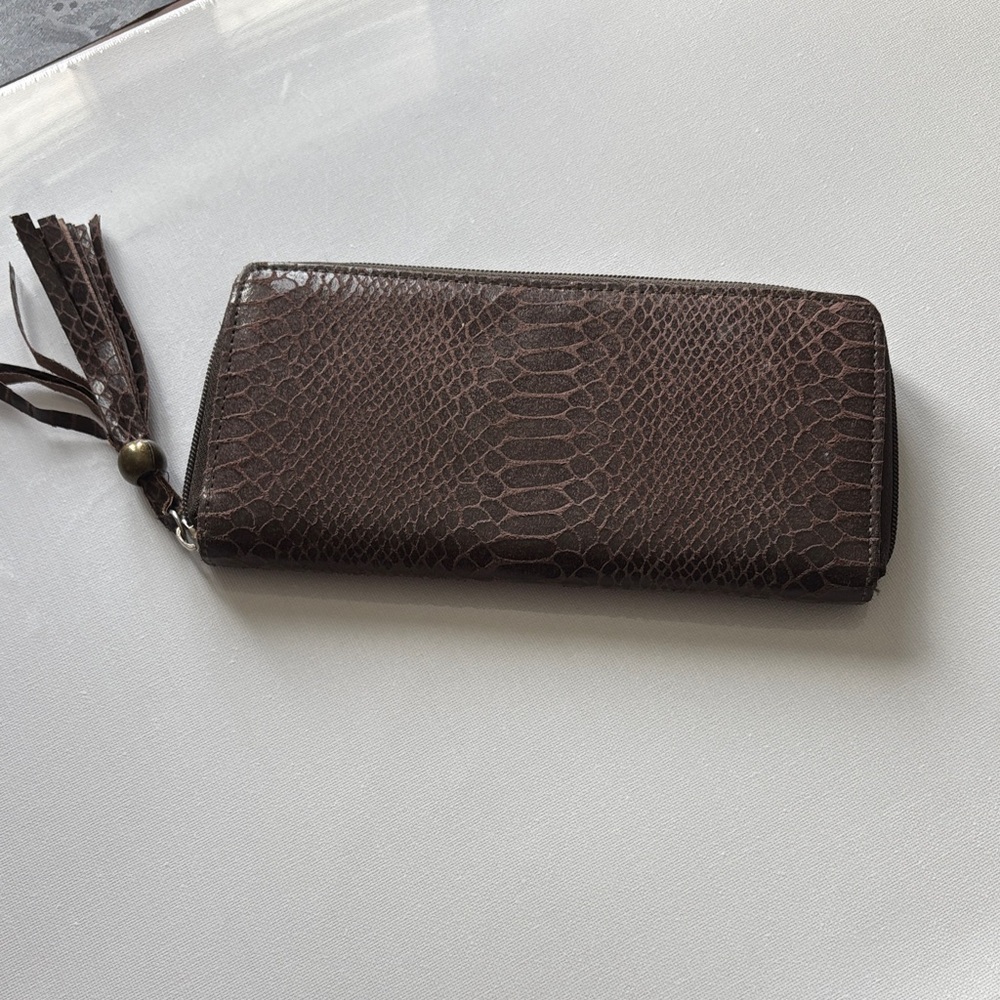 Elegant  faux Brown Snake Print Wallet